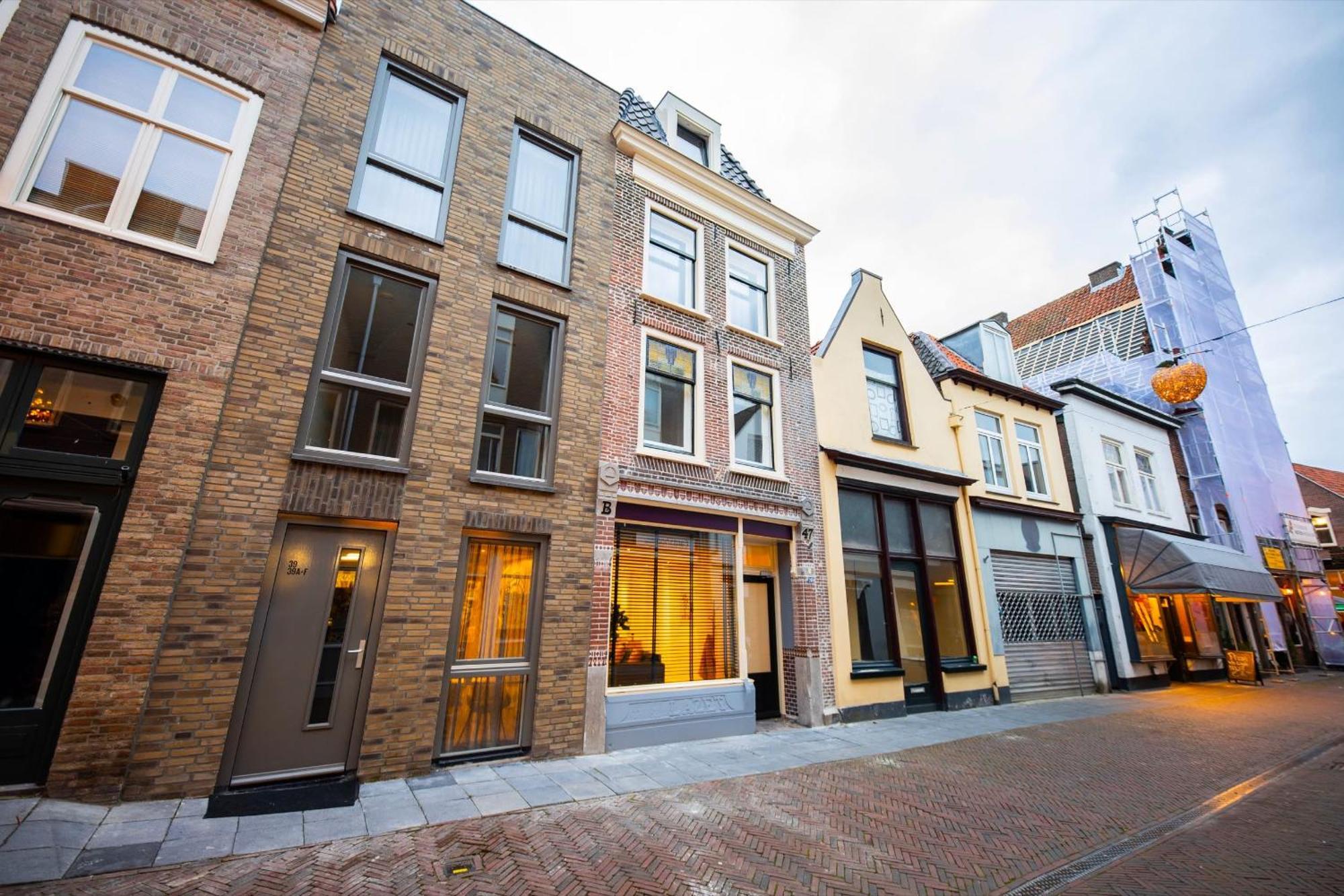 Friendly 50M2 One-Bedroom Apartment - We39A Tiel Eksteriør bilde