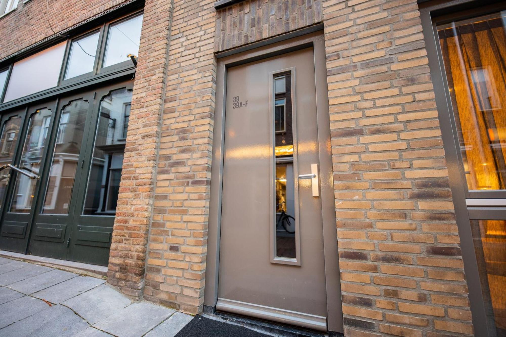 Friendly 50M2 One-Bedroom Apartment - We39A Tiel Eksteriør bilde